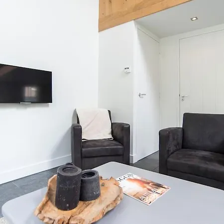 Holiday home Bibi's Slaperij, The Place At The North Sea! *